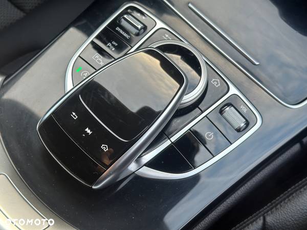 Mercedes-Benz Klasa C 220 d T 9G-TRONIC - 17