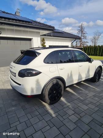 Porsche Cayenne S - 9