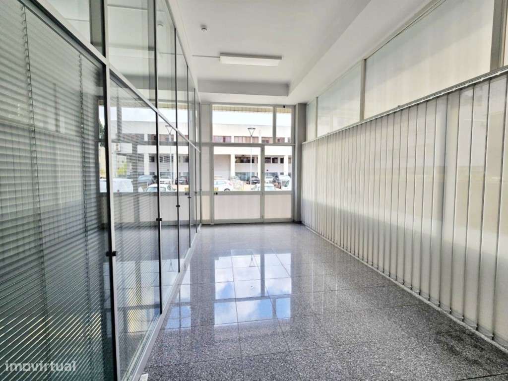 Loja no centro do Porto-8