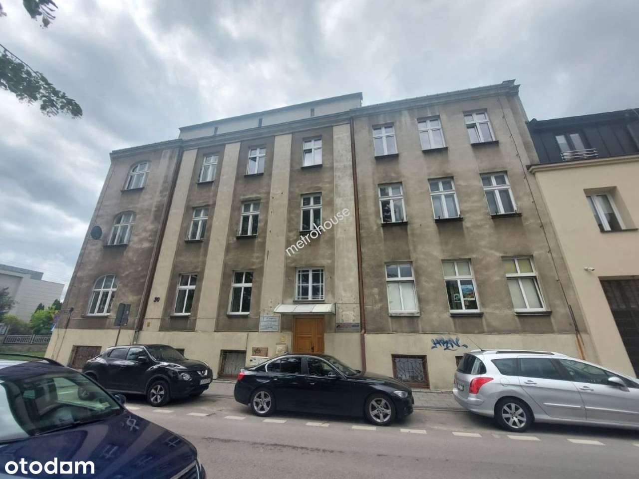 Zainwestuj w pół kamienicy w centrum Kielc!-4