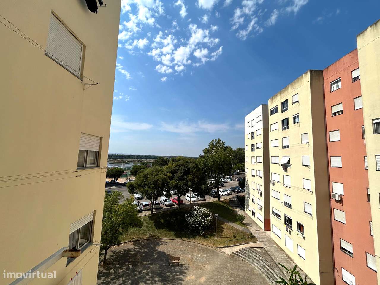 Apartamento remodelado T2 - Miratejo-37