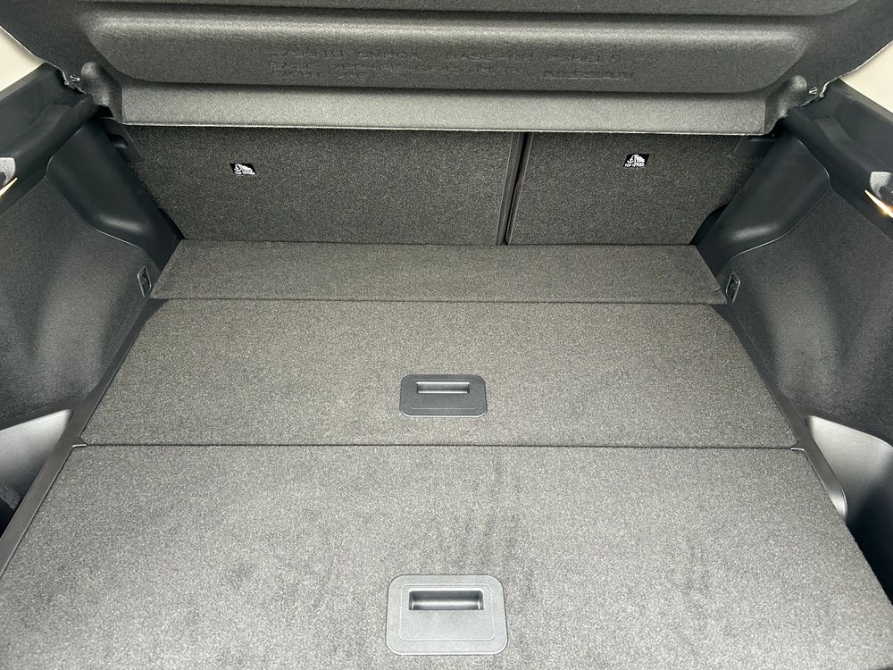 87 kWh / Head-Up / Bose / Kamera 360