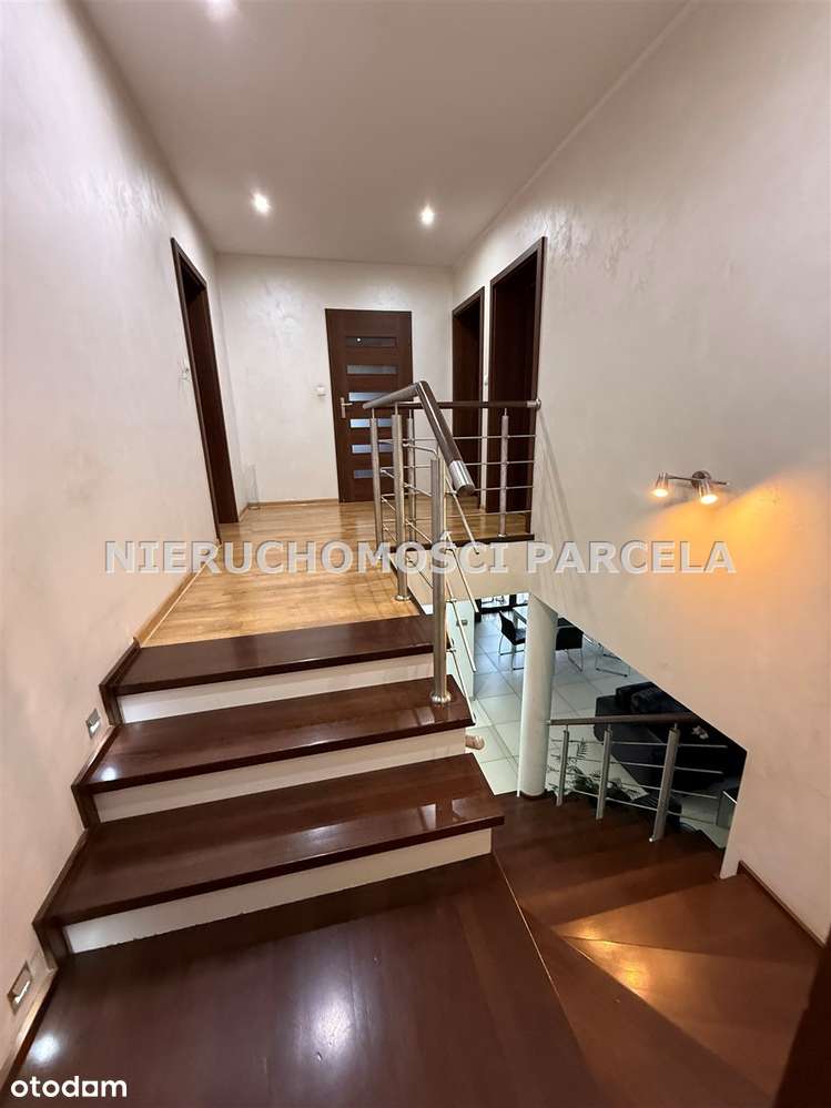 Dom wolnostojący do zamieszkania-8