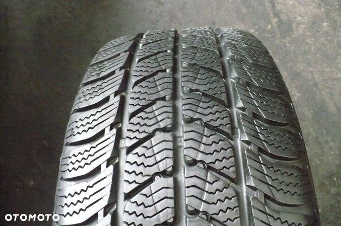 SEMPERIT Van Grip 3 225/55R17C 7,4mm 2021 - 1