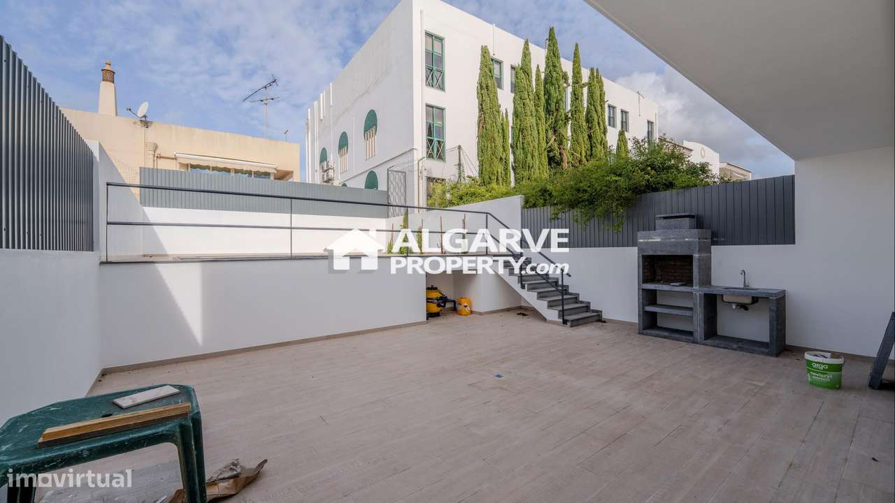 Moradia T3, nova, no centro de Moncarapacho - Grande imagem: 4/19