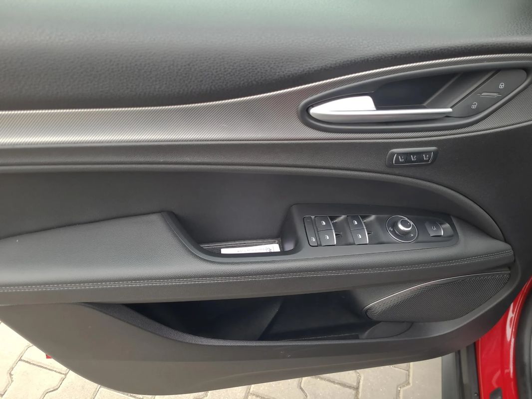 alfa-romeo stelvio