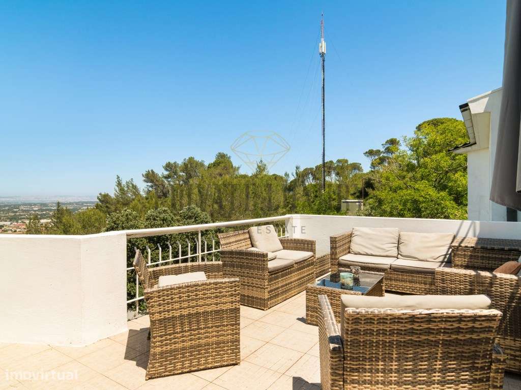 Moradia T7 com vista mar e piscina na Serra da Arrábida-26