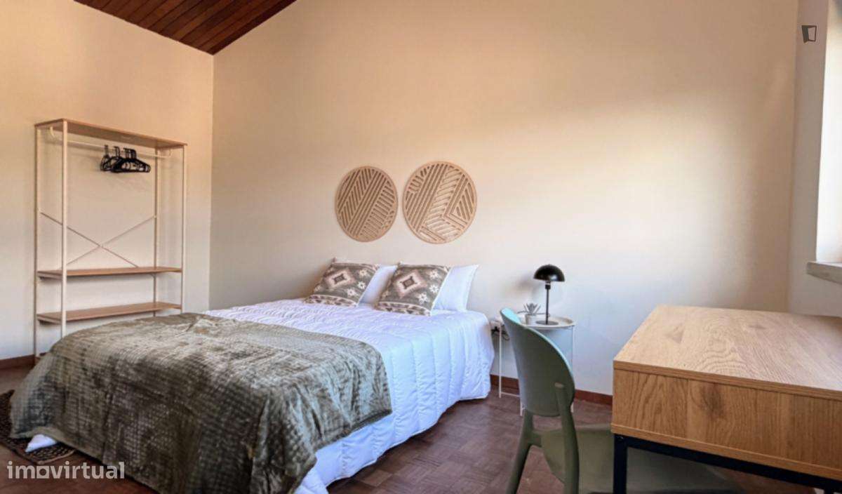 Quarto - localizado em Olivais Coimbra - Grande imagem: 4/7