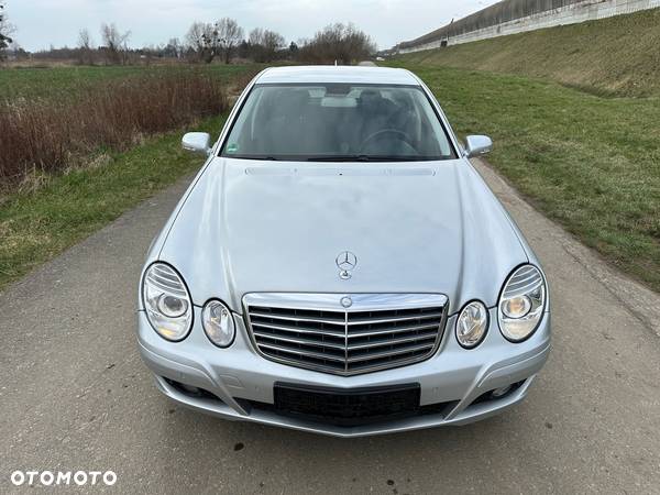 Mercedes-Benz Klasa E 220 T CDI Automatik Elegance - 17