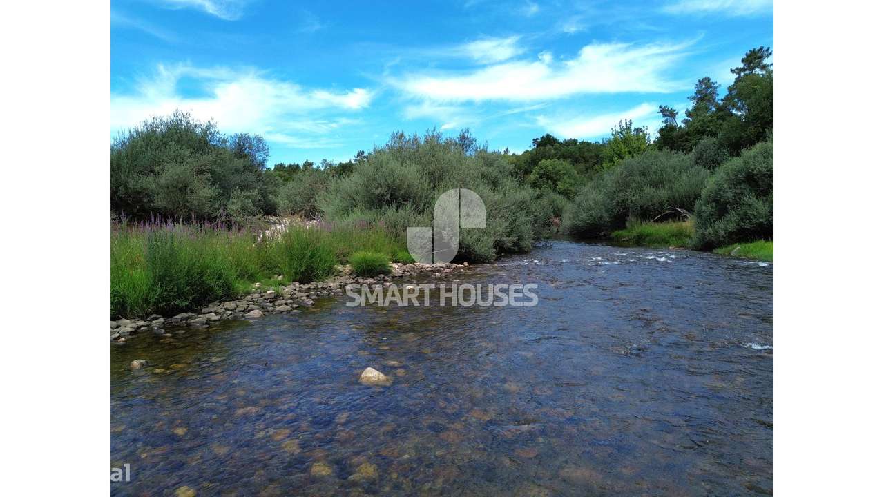 Quinta junto a Rio Alva c/ moradia T3-25
