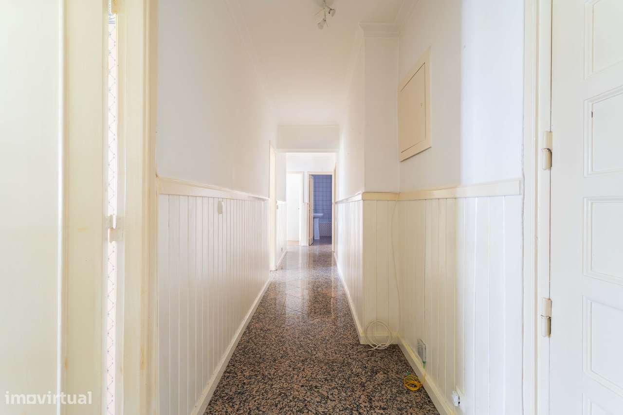 Apartamento T3 para Arrendamento em Benfica – Espaço, Conforto e Excel - Grande imagem: 5/28