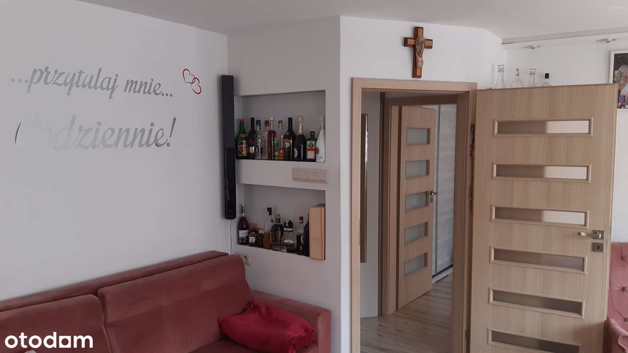 Przestronne 3-pokojowe mieszkanie z balkonem - Pełny obrazek: 2/19