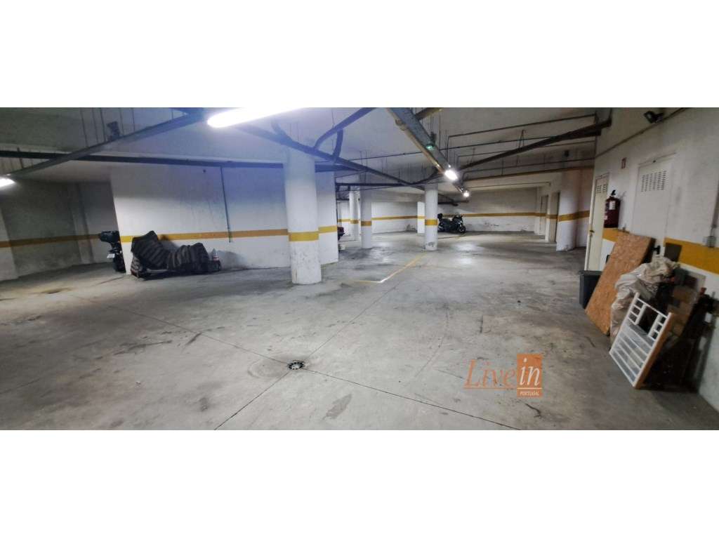 Garagem Box em Rio de Mouro - Grande imagem: 5/9
