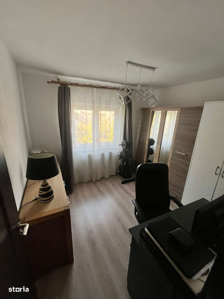 Apartament 3 camere Zona Micro 16-10