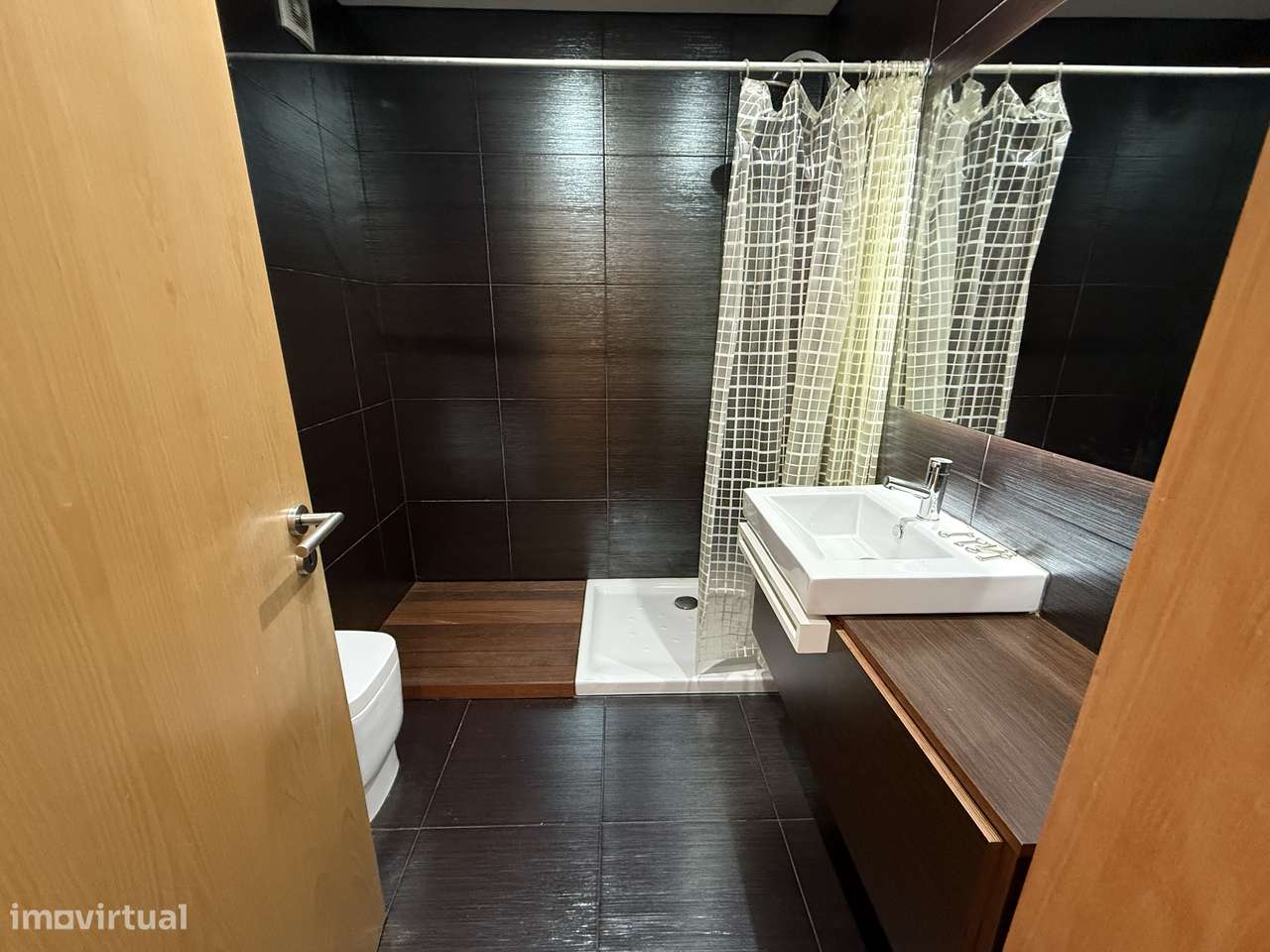 Apartamento T3 no centro com excelentes acabamentos-11