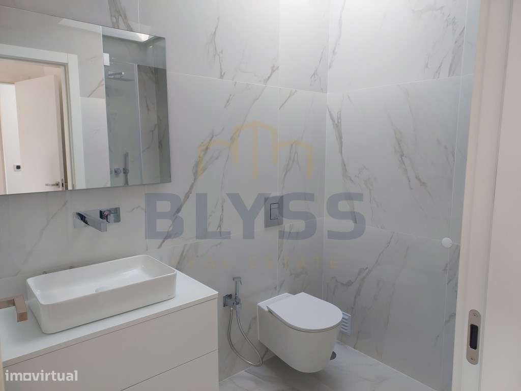 Moradias T4, em Condomínio Privado com Piscina.-26