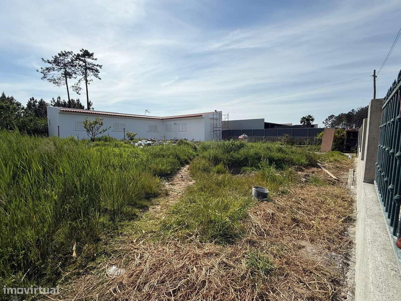 Moradia T3 em lote de 420m2 em Fernão Ferro-53
