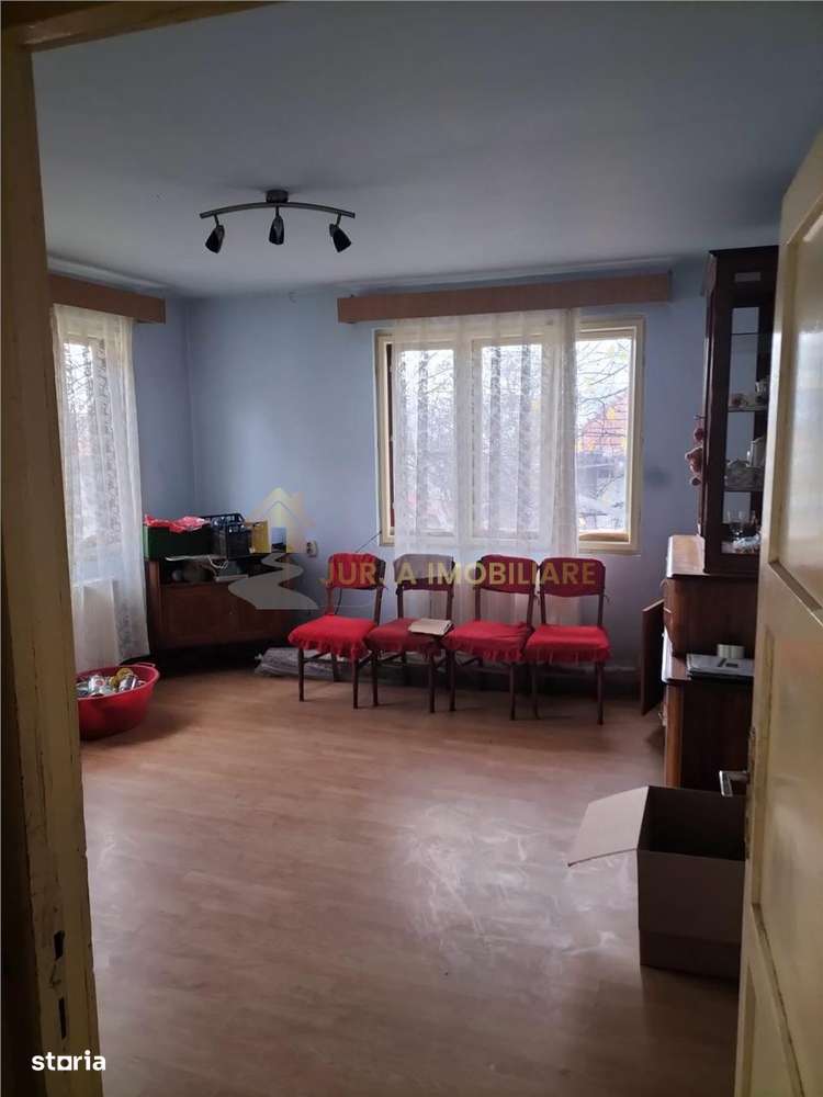 CASA 2 CAMERE 70 MP TEREN 601 MP DAMBUL ROTUND - Imagine principală: 4/7