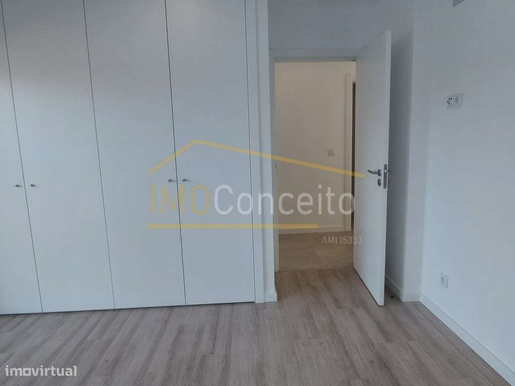 Apartamento T3 |1º andar|| Construção | Garagem |Constância - Grande imagem: 4/15