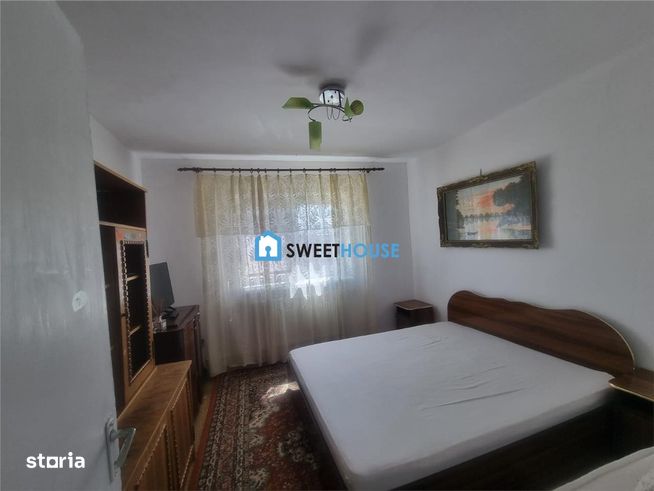 Apartament cu trei camere-1