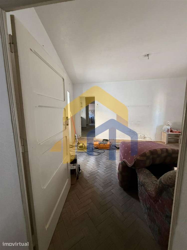 Moradia em Banda com Duas Habitações Independentes – Centro Histórico-9