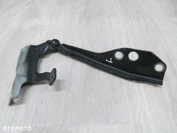 VOLVO C30 C70 S40 V50 04-13 ZAWIAS MASKI SILNIKA LEWY 452-46 30753597 - 3