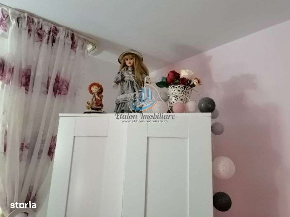 Ap 3 camere,2 balcoane,2 bai +camara+boxa+2 locuri de parcare! - Imagine principală: 4/7