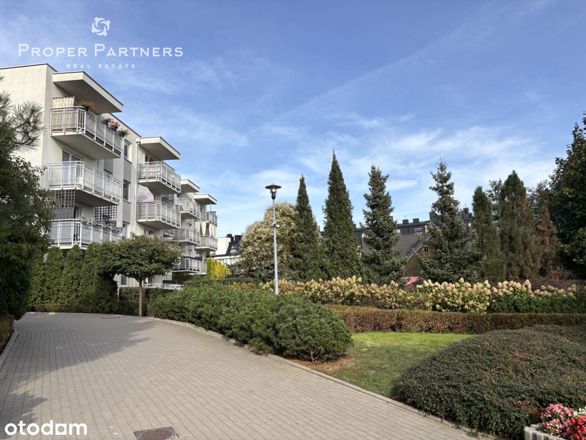 Narożne 3 pokoje z balkonem-14