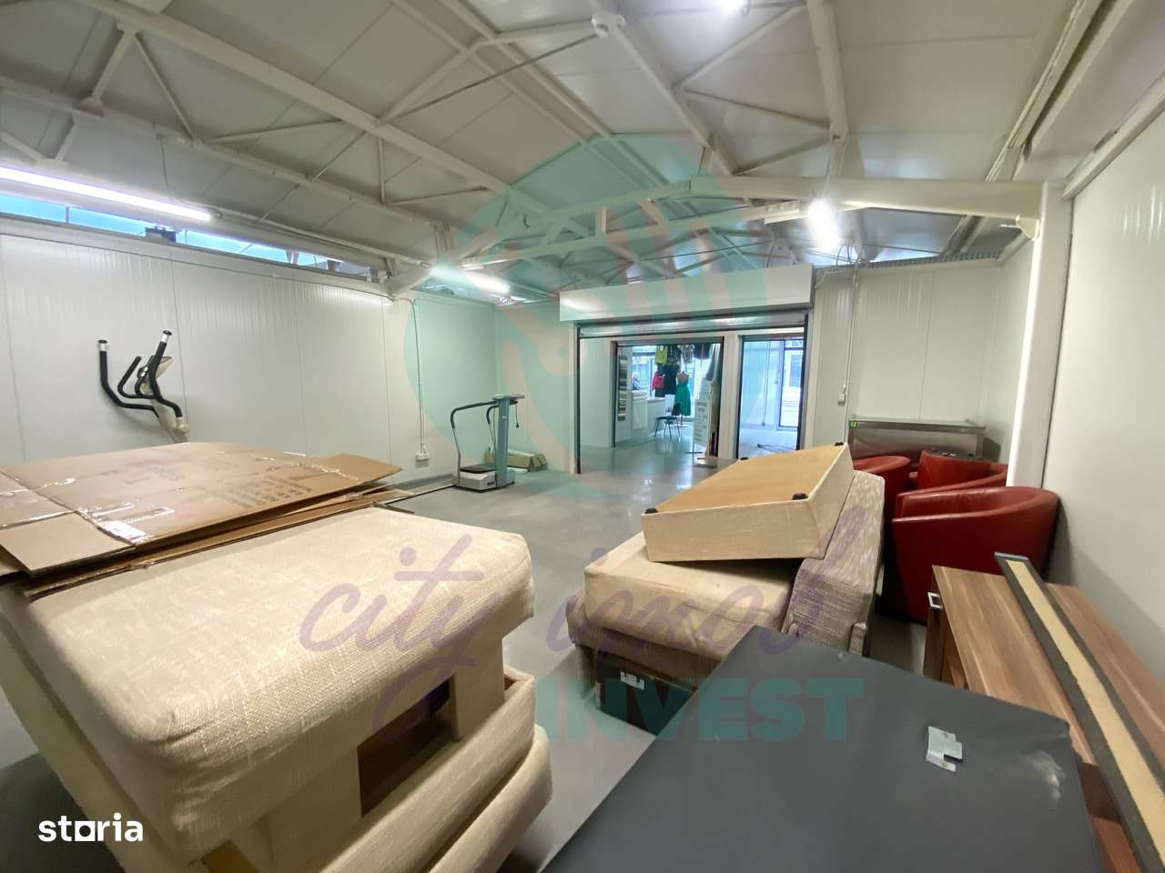 Spatii comerciale de inchiriat, Piata Delfinului - Imagine principală: 2/5