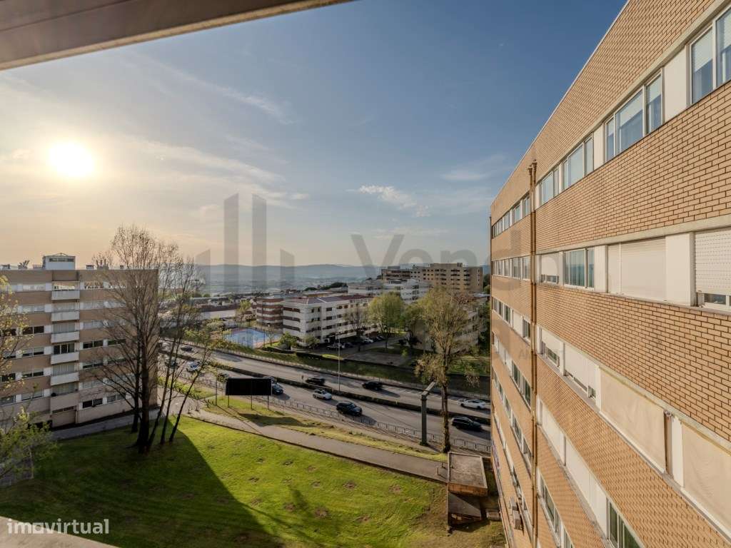 Vende-se T3 - Braga Centro-30