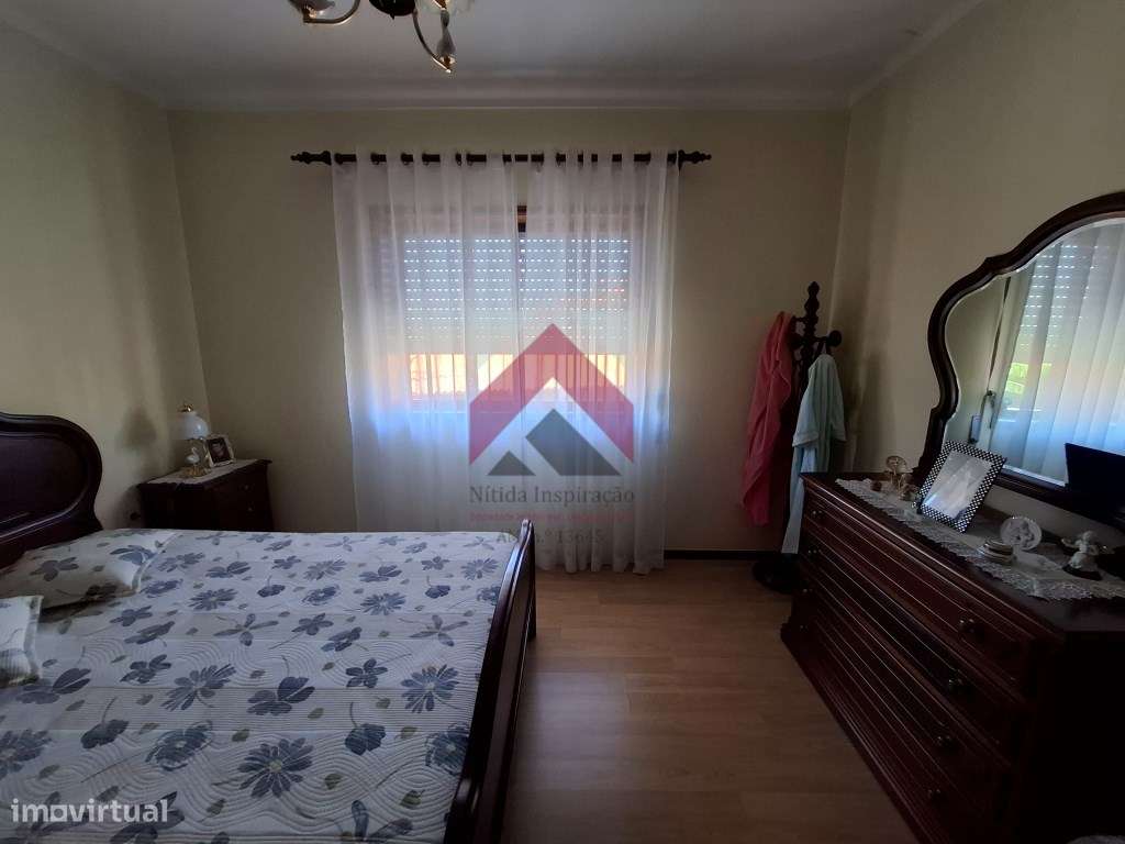 Moradia T3 Isolada na Costa do Valado-49