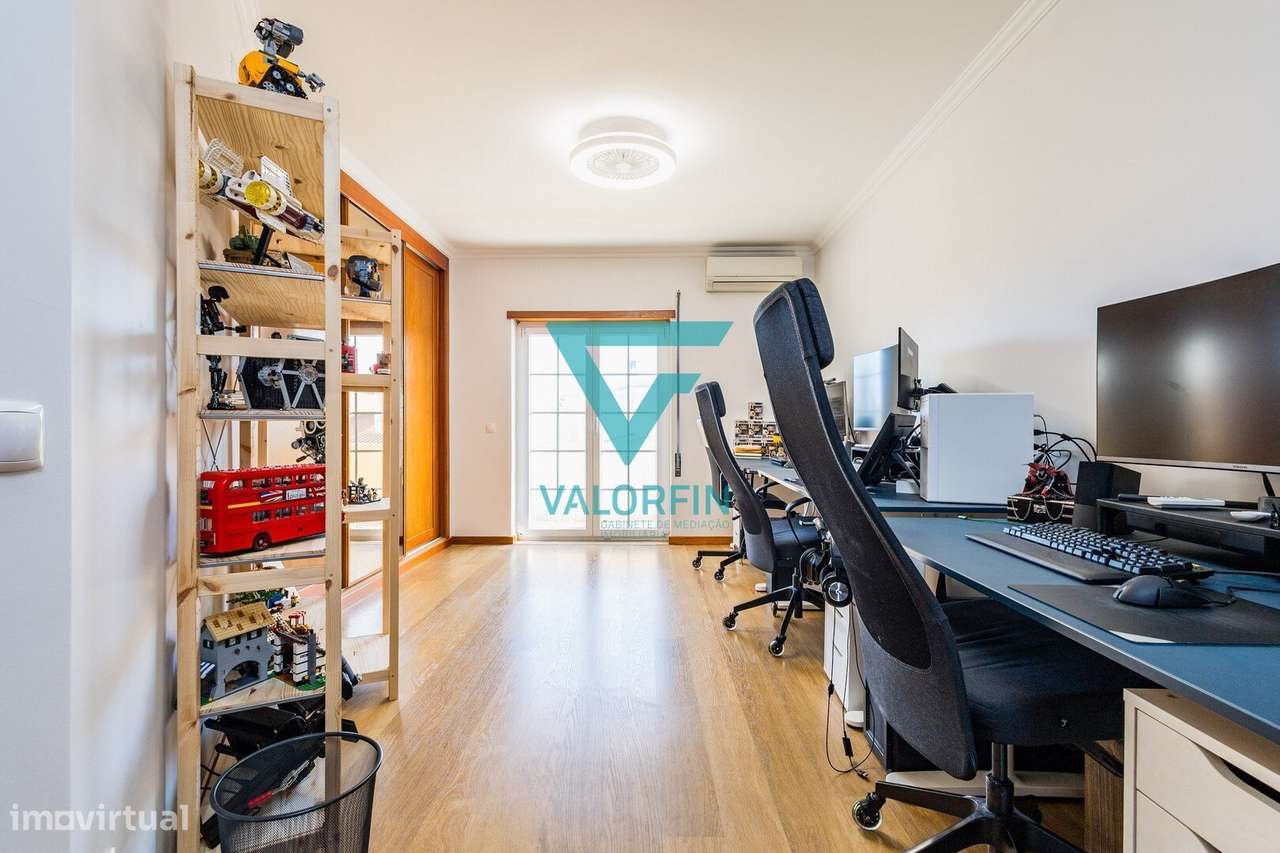 Moradia T4 c/ Jardim e Logradouro - Trutas - Marinha Grande-29