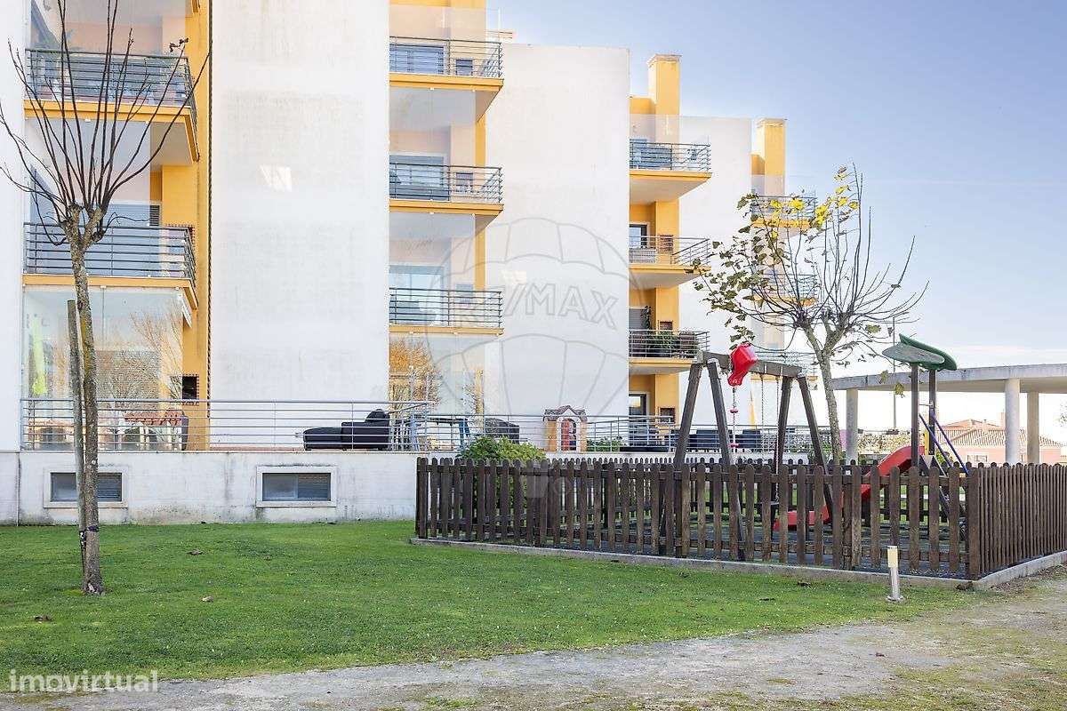 Apartamento T2 para arrendamento - Grande imagem: 3/46