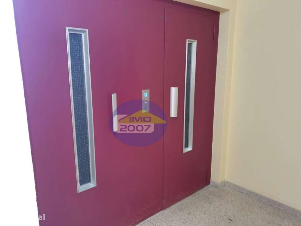 Apartamento T3 em Vila Nova de Gaia-1