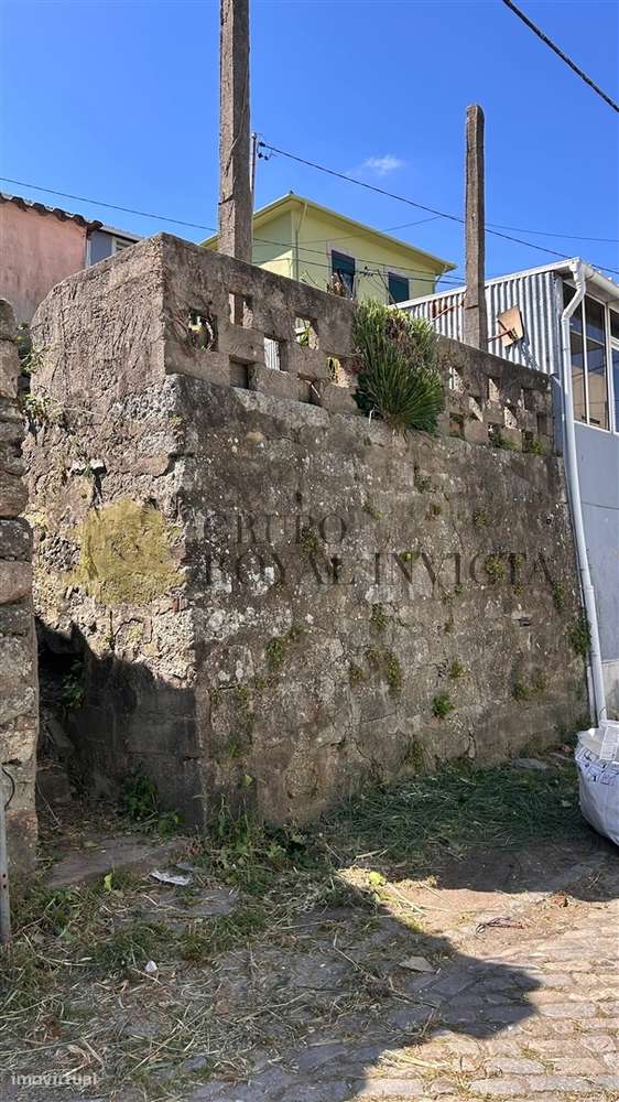 Terreno com Casa em Pedra para Reabilitação – Campanhã, Porto-19