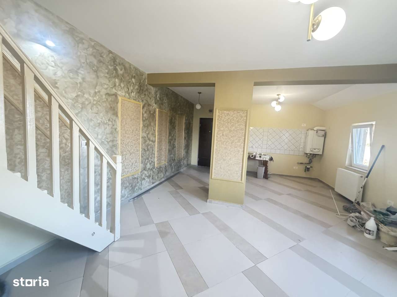 Vand apartament 2 camere transformat in 3 Dambovita 92000 euro-4