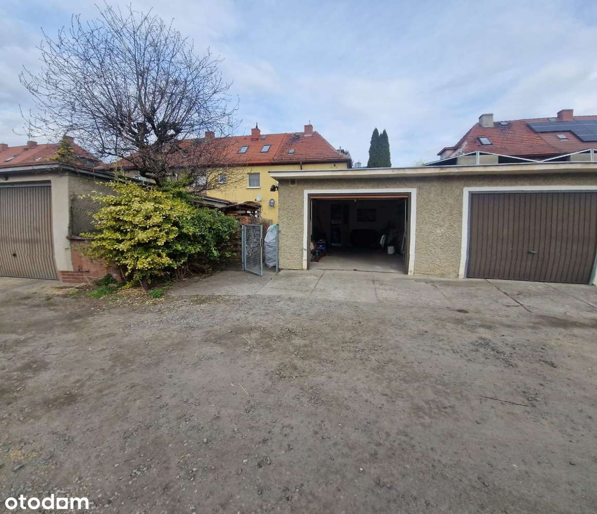 Dom szeregowy z 5 pokojami w Prudniku! Cena 450 000 zł.-12