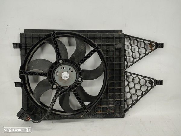 Termoventilador Volkswagen Polo (6R1, 6C1) - 1