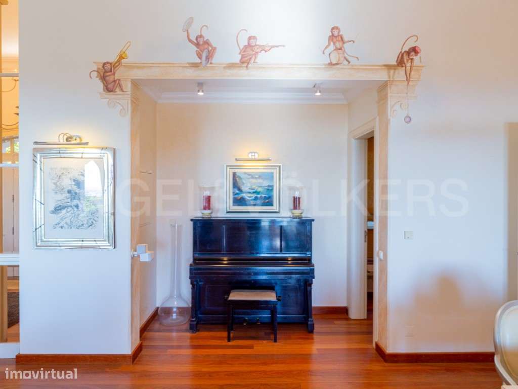 Vila Elegante com Vista Mar entre Estoi e Santa Bárbara Nexe-12