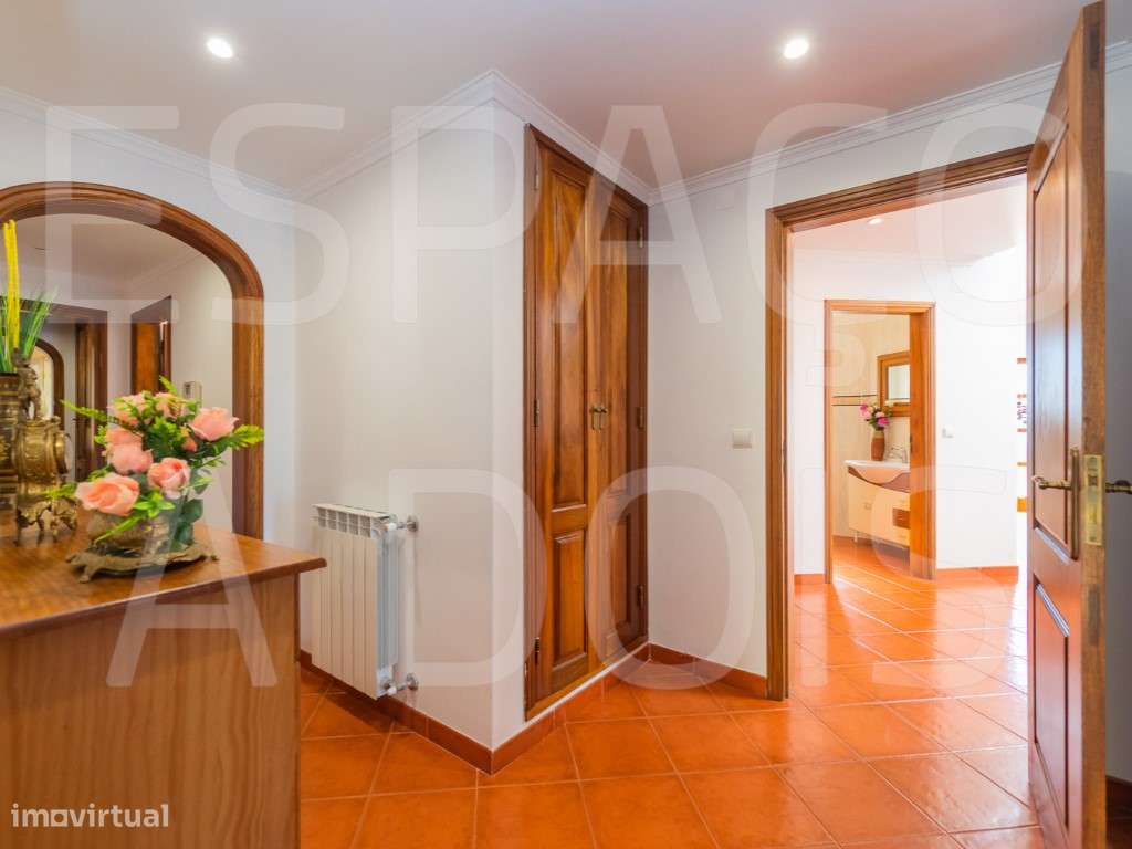 DESLUMBRANTE! INDEPENDENTE (isolada). Excelente qualidade de constr...-56