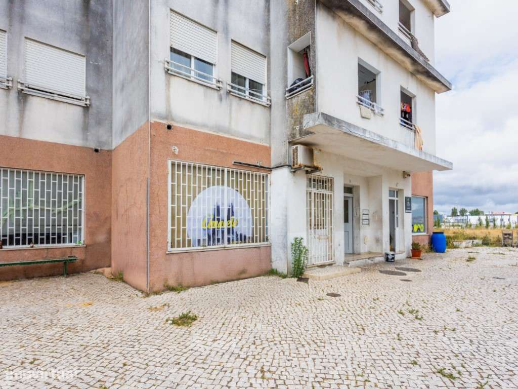 Loja com Projeto para Habitação T1 - Matos Cheirinhos, São Domingos...-22