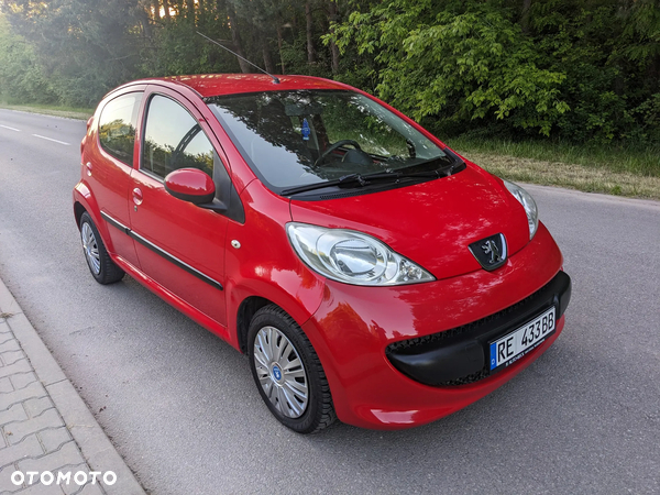 Peugeot 107 1.4 HDI Trendy - 9