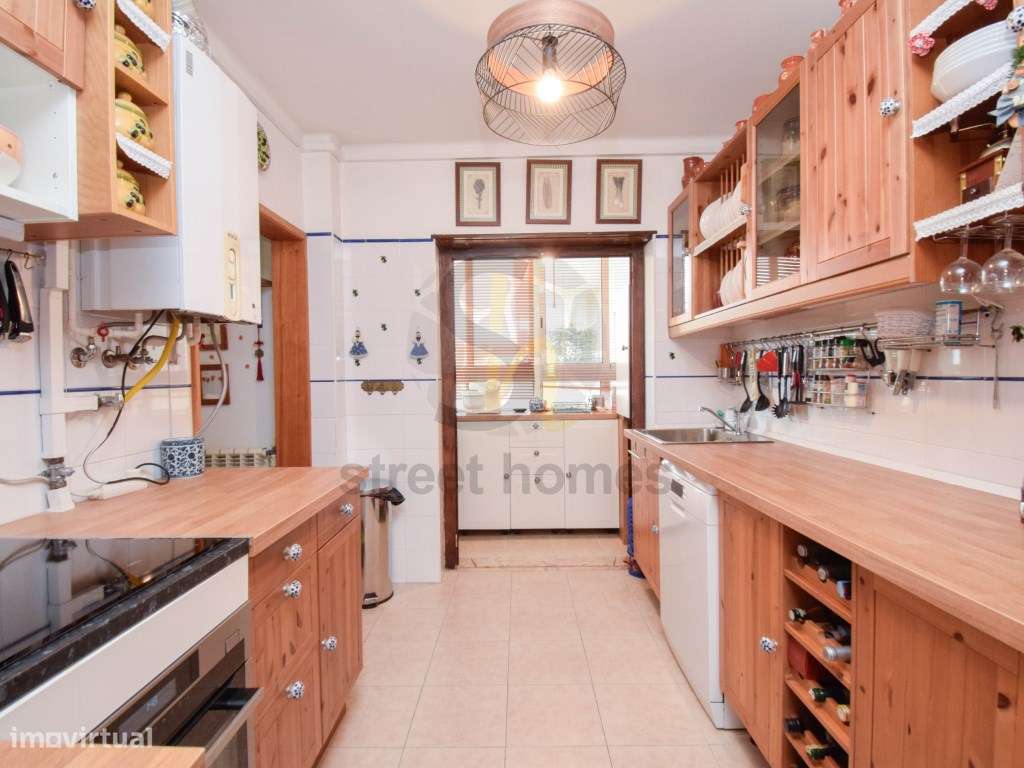 T2 situado no Bairro de São João, em Carcavelos, numa localização p... - Grande imagem: 5/15