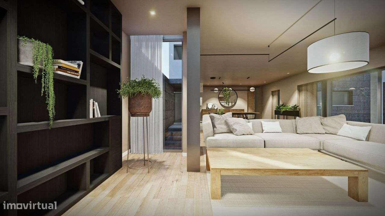 Lote de terreno na Costa.-38