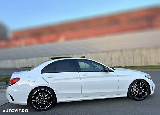 Mercedes-Benz C 220 d 9G-TRONIC AMG Line - 23