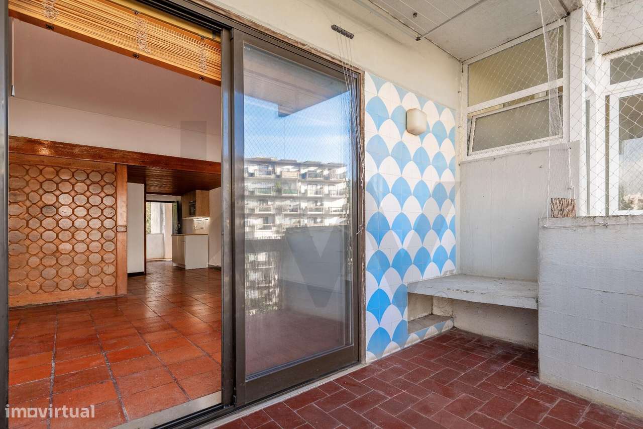 Apartamento no Edifício Copacabana | Estoril-15