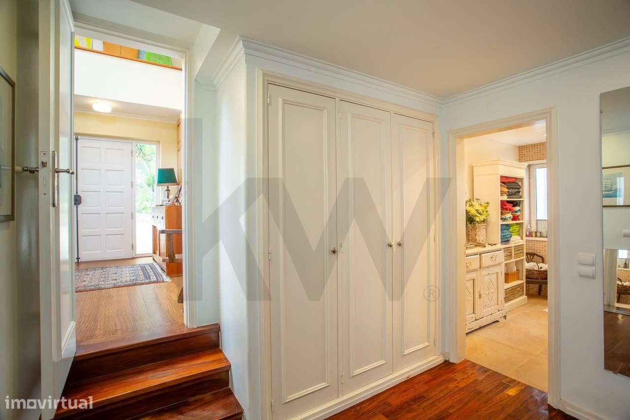 Moradia de Luxo T3 + 1 com Piscina e Jardim Privado em Alcabideche, Ca-35