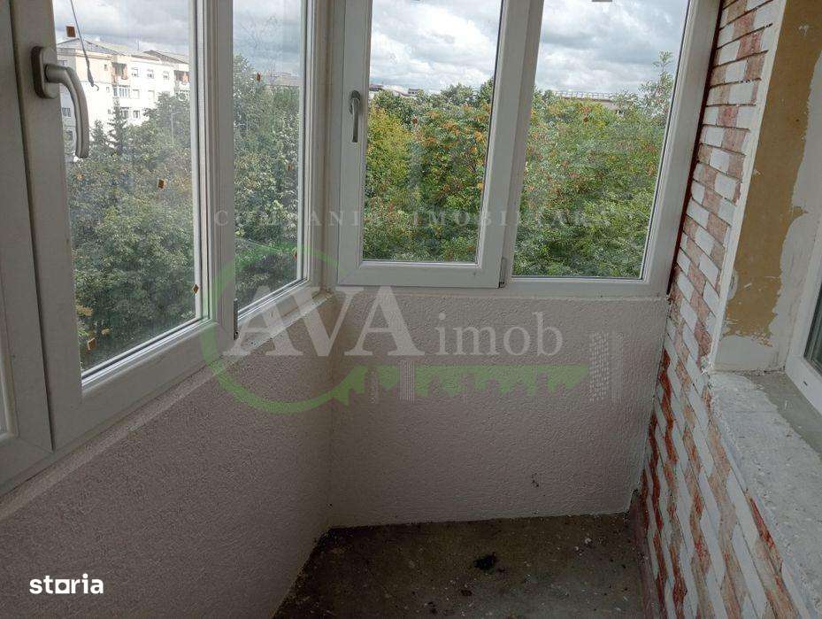 Apartament 3 camere decomandat zona Nord - Imagine principală: 5/6