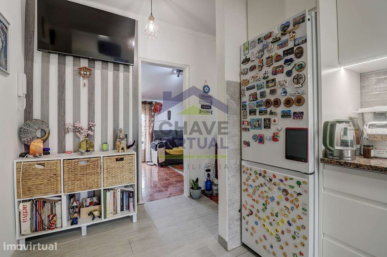 Apartamento T2 com Garagem - Centro Bombarral-21