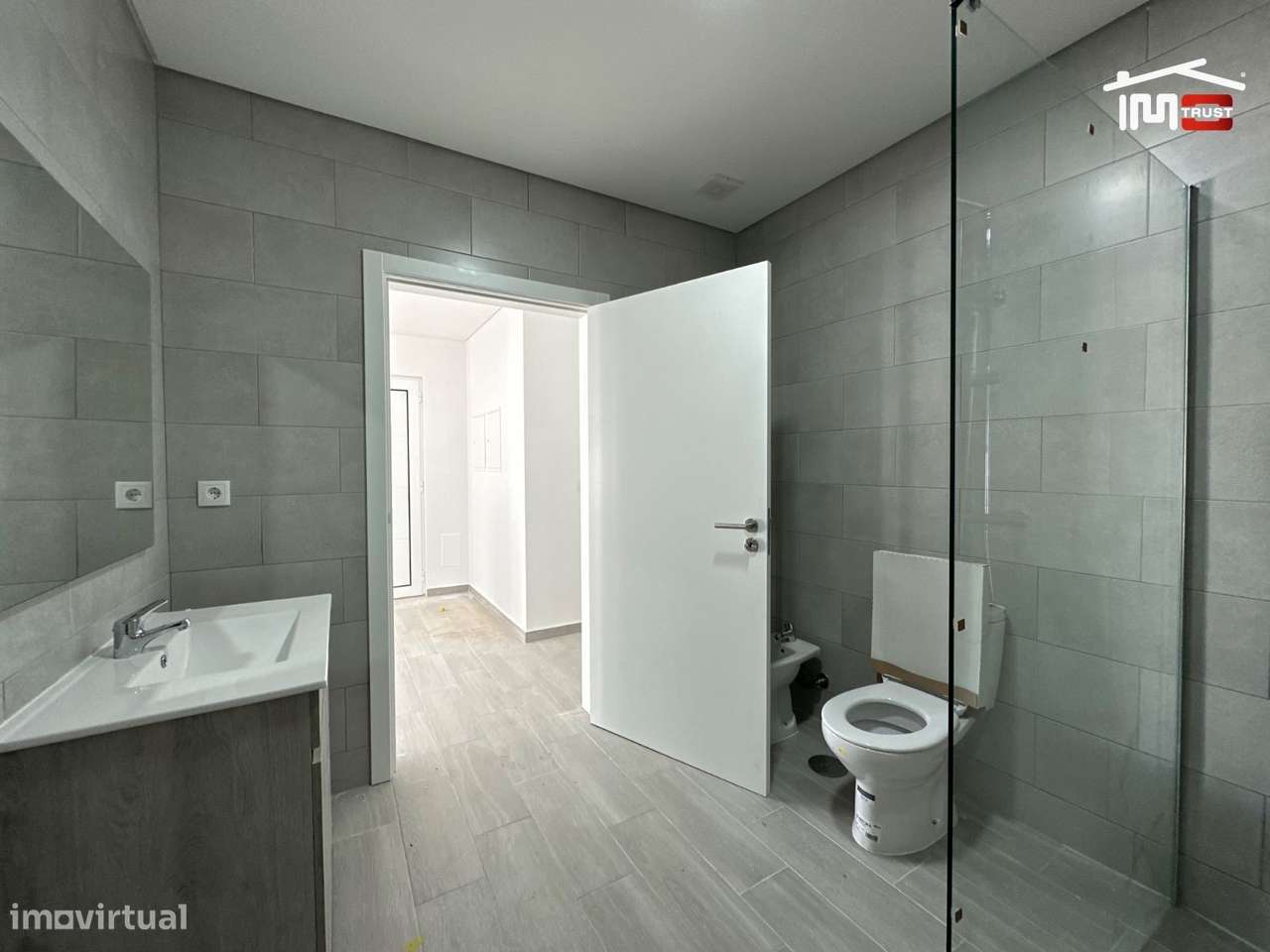 Incrível Moradia T4+1 - Com 612M2 de Terreno-21